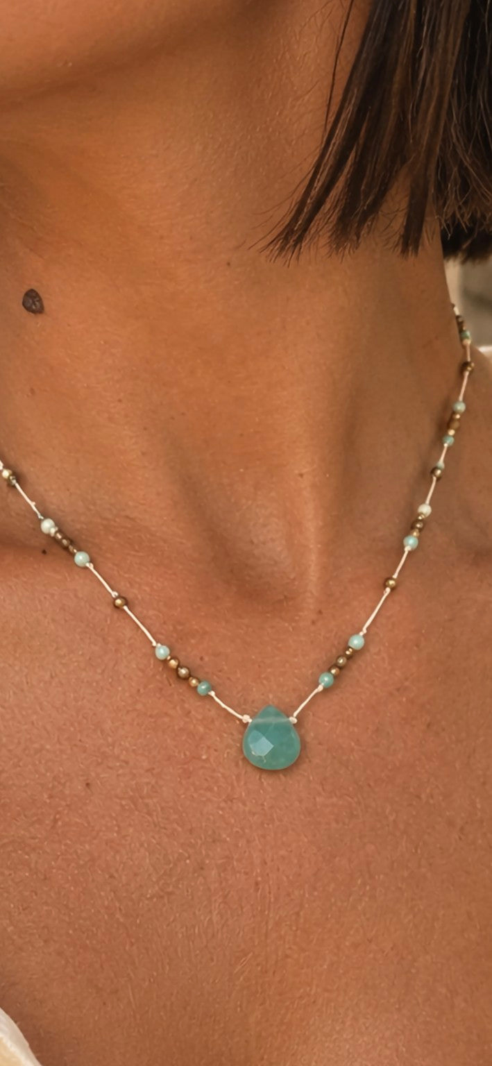 Collier OXFORD – gros plan du pendentif