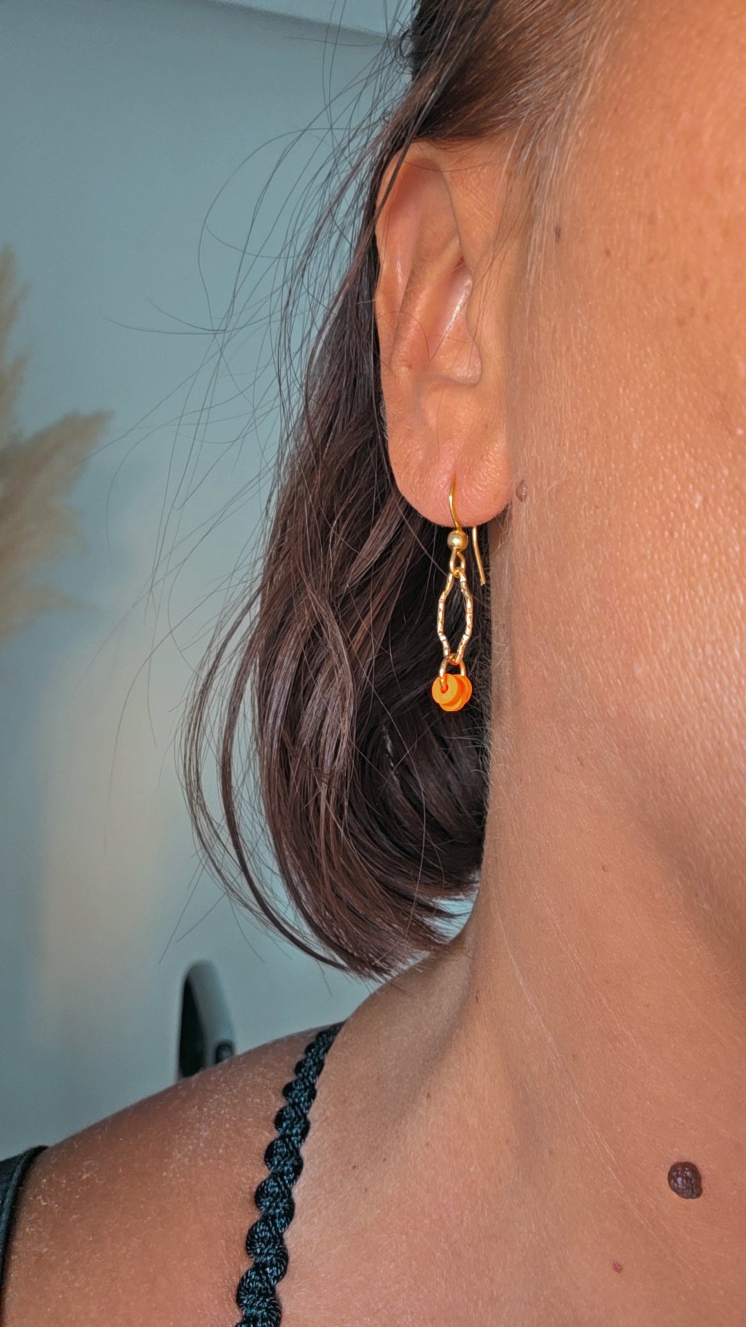 Boucle d'oreille FLUO