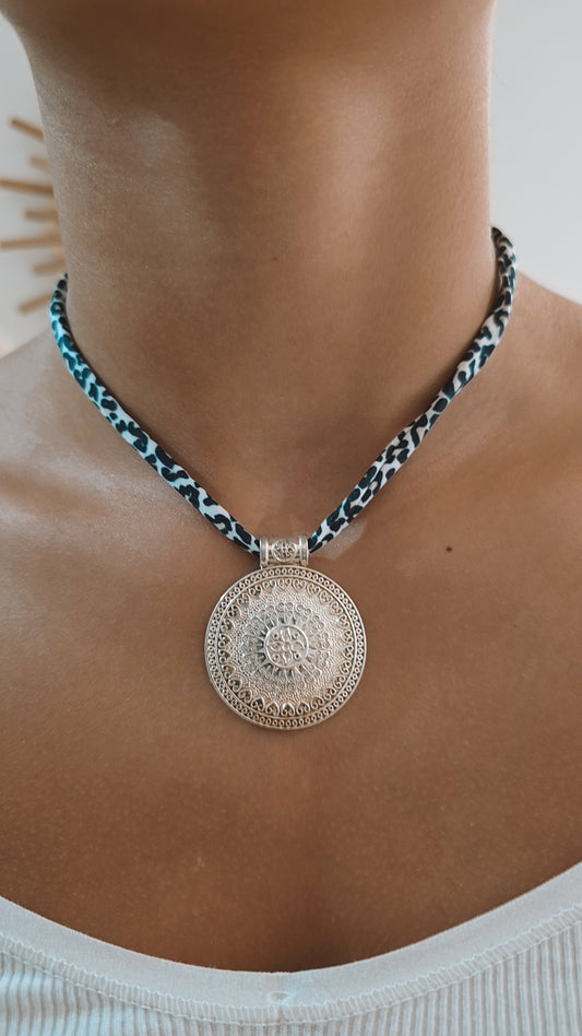 Collier BRAVA