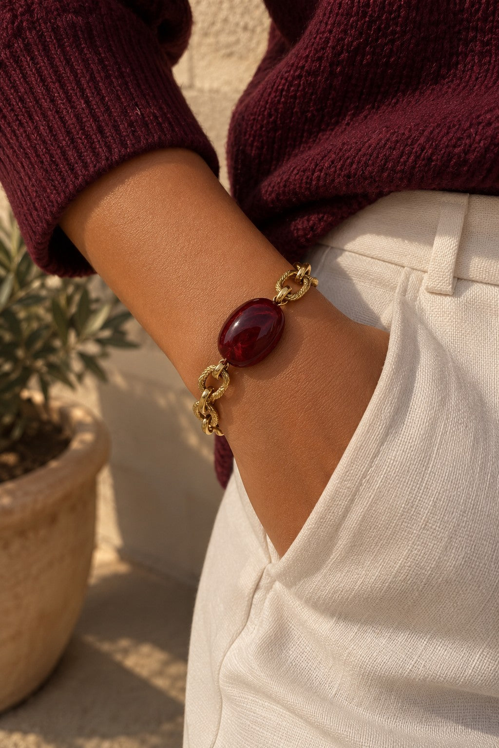 Bracelet FLORENCE doré, pierre bordeaux