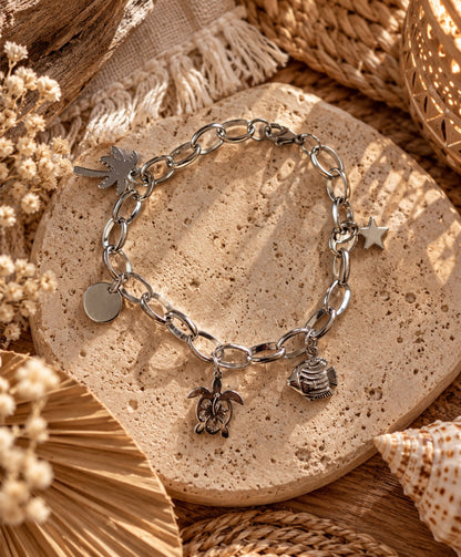 Bracelet NOUMÉA argenté à breloques tropicales en ambiance bohème